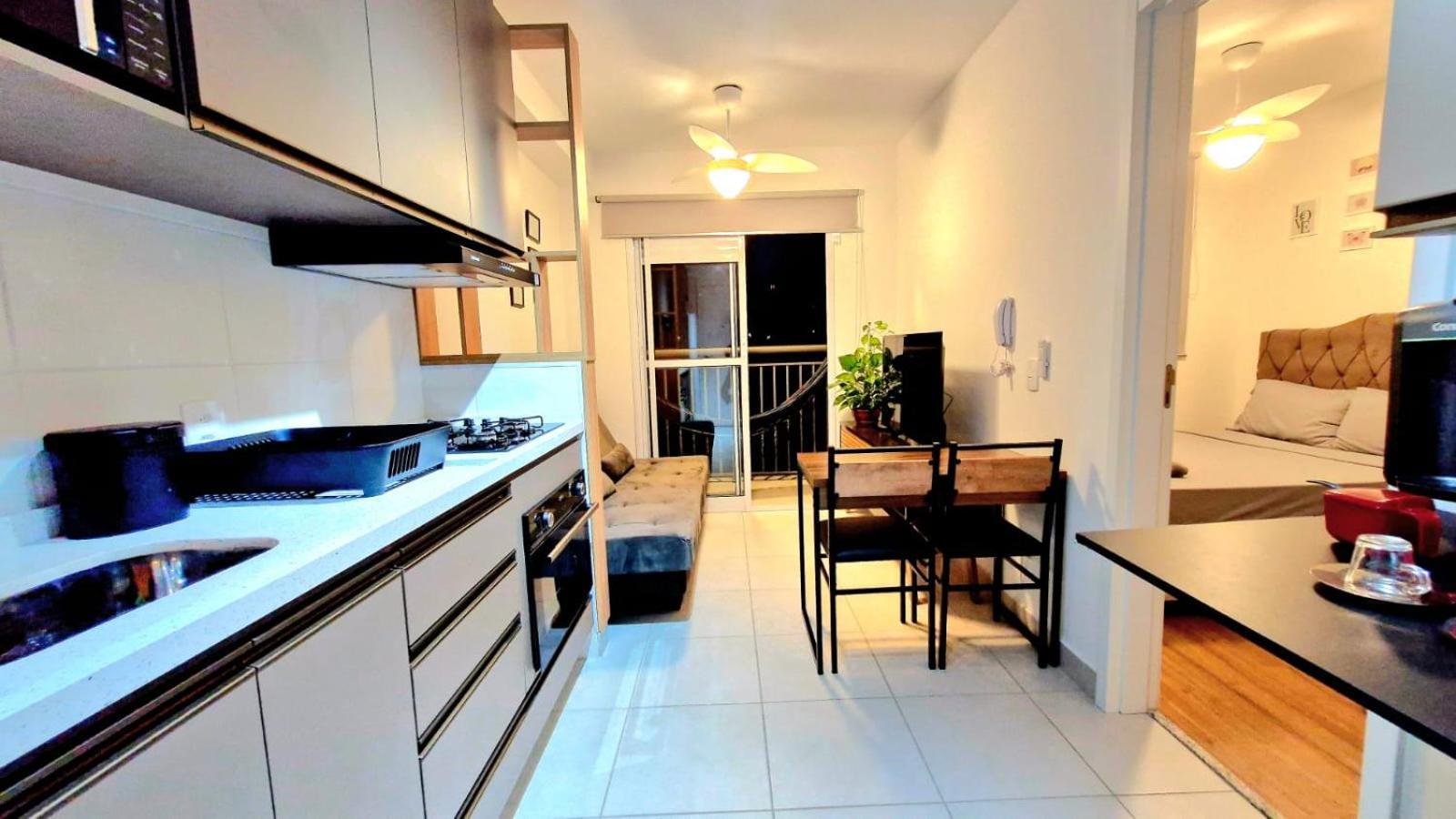 Apartamento Por Do Sol Desde Uma Rede Na Varanda Da Zona Sul *